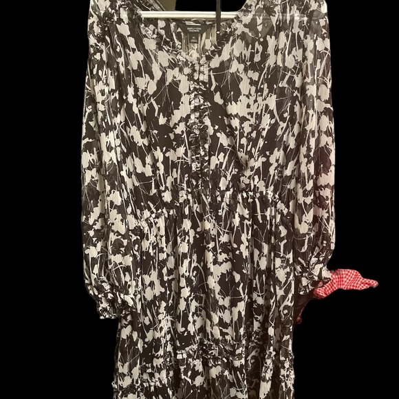 Vera Wang Dresses & Skirts - Simply Vera wang dress size XL